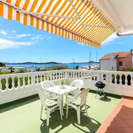 Apartment And Rooms Artina Vodice Exterior photo