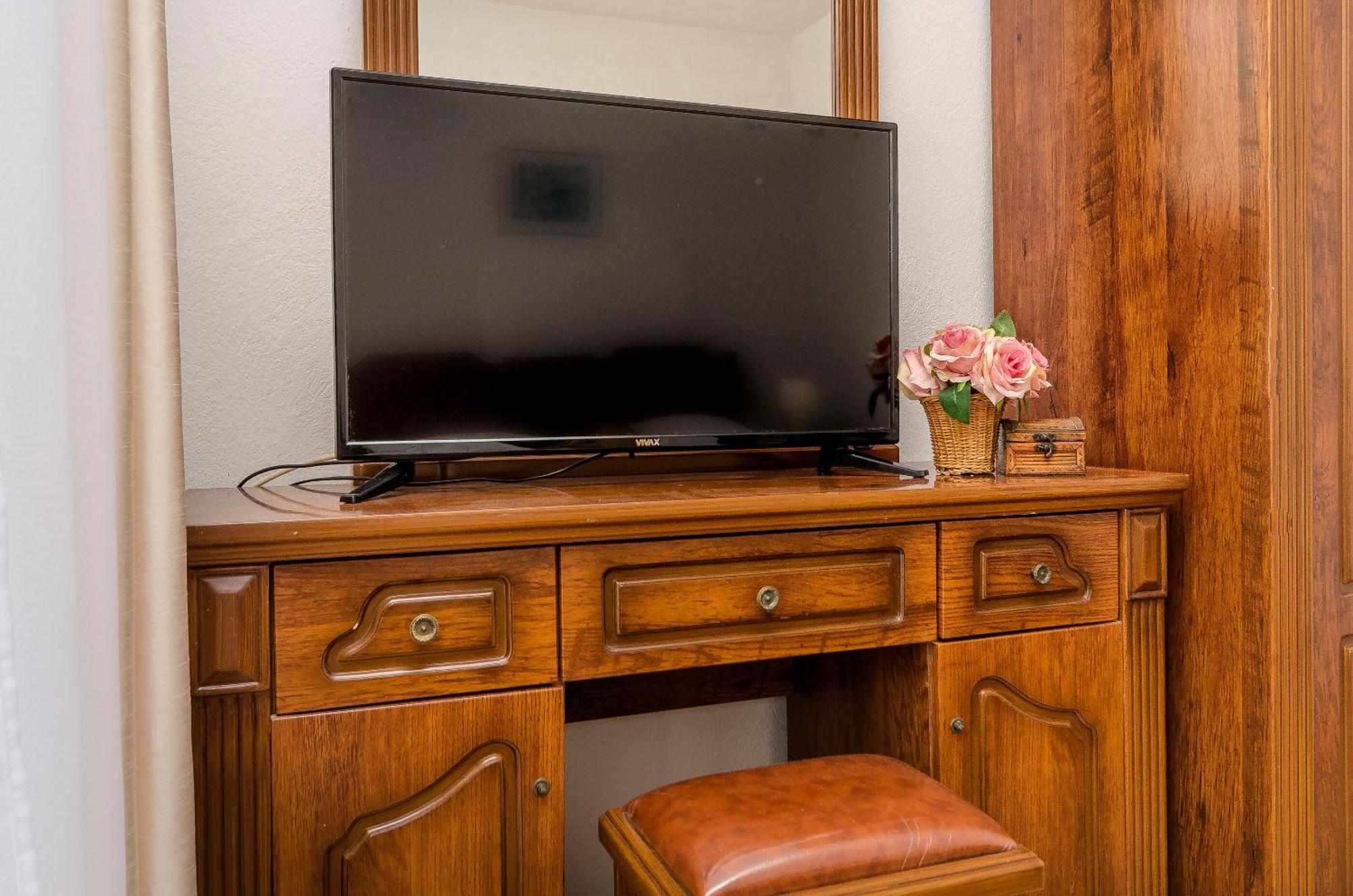 Apartment Apartment And Rooms Artina Vodice