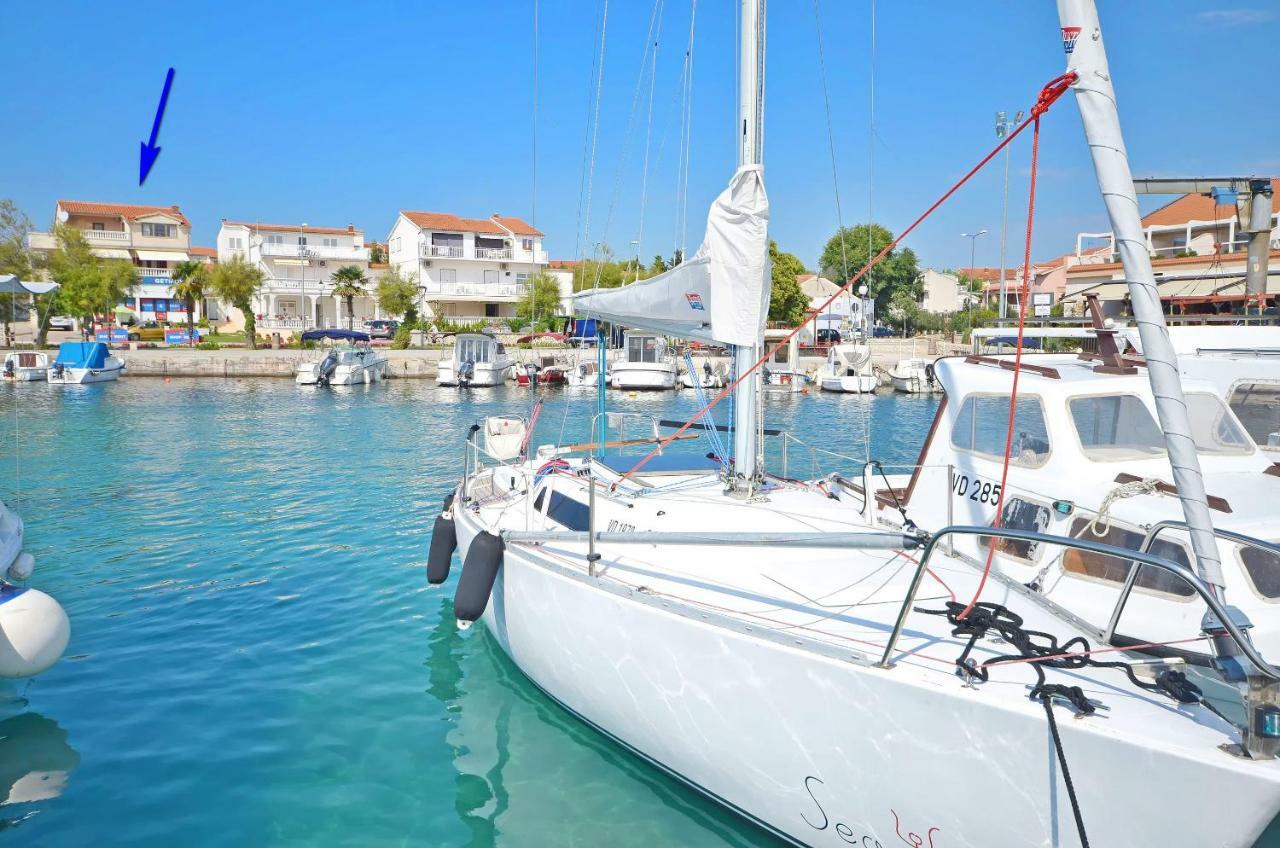 Apartment And Rooms Artina Vodice